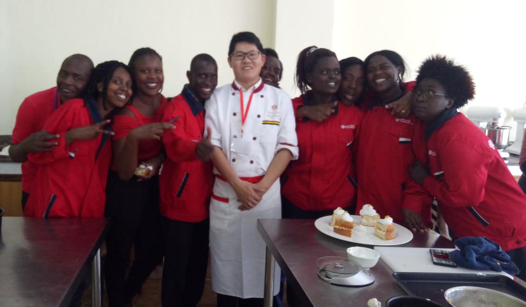 泉州轻工职业学院教师赴肯尼亚进行烹饪与餐饮服务专业为期45天的师资培训和教学指导
