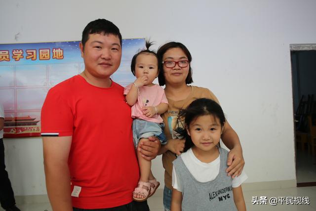 为了梦想：儿子投笔从戎，父亲退伍20年后再上大学